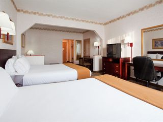 Фото отеля Holiday Inn Express Hotel & Suites Hiawassee, an IHG Hotel