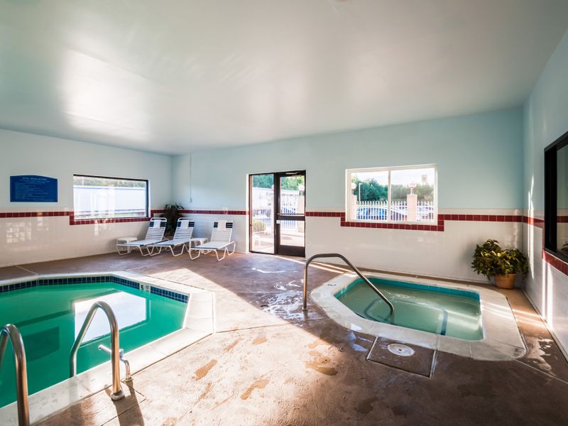 Hotel Photo 8