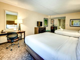 Фото отеля Holiday Inn Express - Neptune, an IHG Hotel
