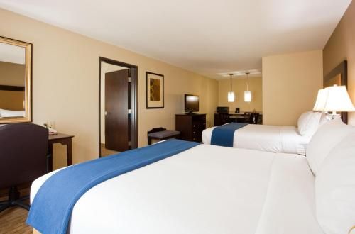 Photo of Holiday Inn Express & Suites Madison-Verona, an IHG Hotel