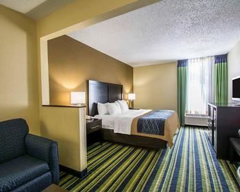 Comfort Inn & Suites – Lantana – West Palm Beach South