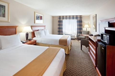 Photo of Holiday Inn Express & Suites Tilton, an IHG Hotel