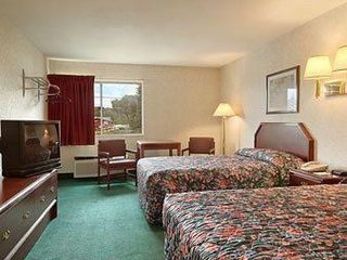 Фото отеля Motel 6 McGraw, NY - Cortland