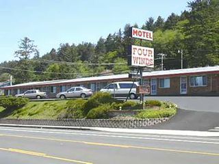 Фото отеля Four Winds Motel