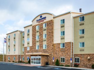 Hotel pic Candlewood Suites Pittsburgh-Cranberry, an IHG Hotel