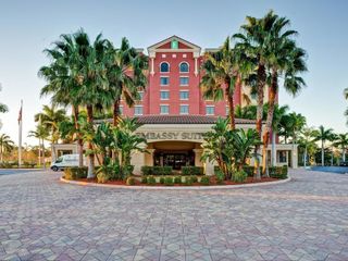 Фото отеля Embassy Suites Fort Myers - Estero