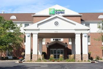 Photo of Holiday Inn Express Hotel & Suites Chicago-Algonquin, an IHG Hotel