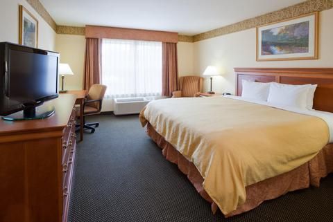 Photo of Country Inn & Suites by Radisson, Madison Southwest, WI
