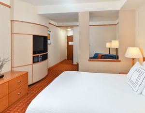 Fairfield Inn and Suites by Marriott Elk Grove Elk Grove United States