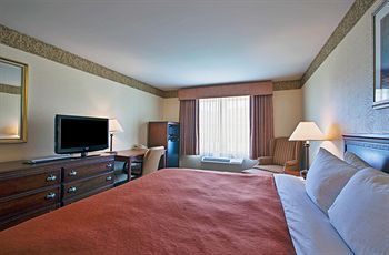 Hampton Inn & Suites Wilder