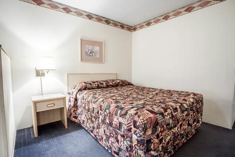 Photo of Rodeway Inn and Suites Spokane