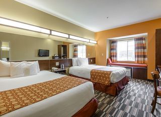Фото отеля Microtel Inn & Suites by Wyndham University Medical Park