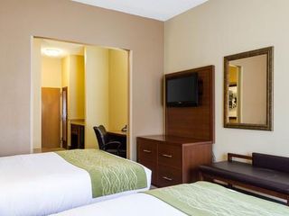 Hotel pic Comfort Suites