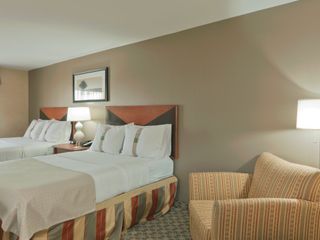 Фото отеля Holiday Inn Carbondale - Conference Center, an IHG Hotel