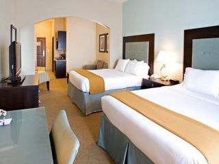 Фото отеля Holiday Inn Express & Suites Victoria, an IHG Hotel