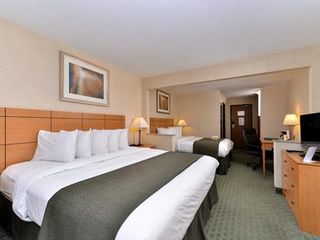 Hotel pic Quality Inn Dubuque