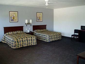 Photo of Texas Inn & Suites
