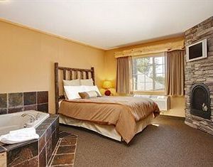 Whitefish Lodge And Suites Breezy Point United States
