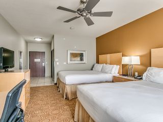 Фото отеля Holiday Inn Express & Suites Lubbock Southwest – Wolfforth, an IHG Hot