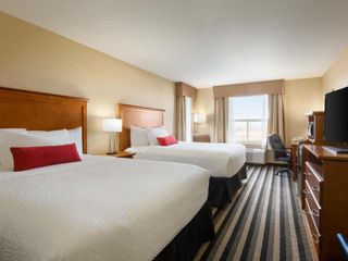 Hotel pic Days Inn & Suites by Wyndham Edmonton Airport