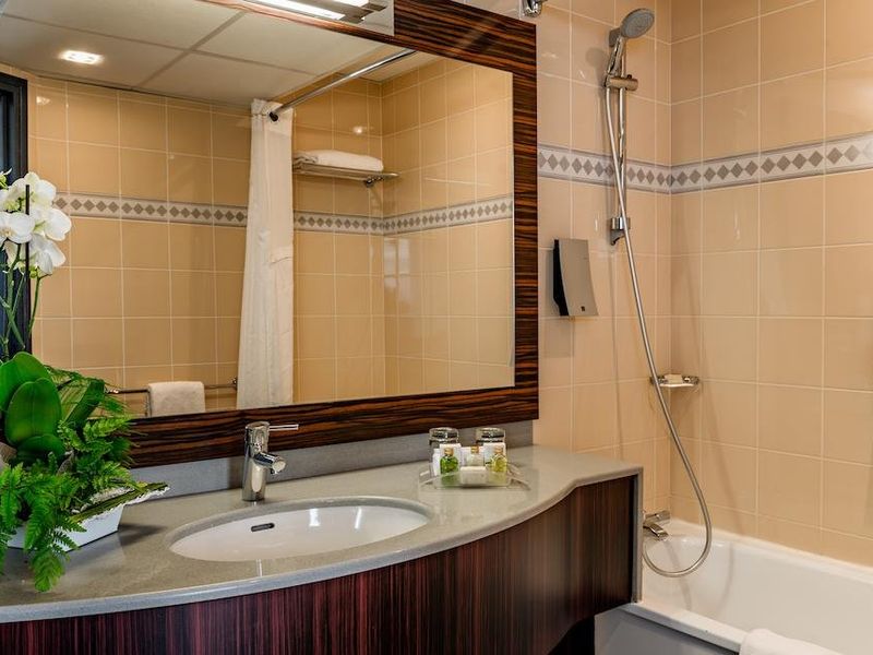 Hotel Photo 10
