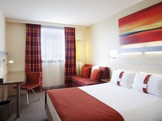 Hotel pic Holiday Inn Express Toulouse Airport, an IHG Hotel