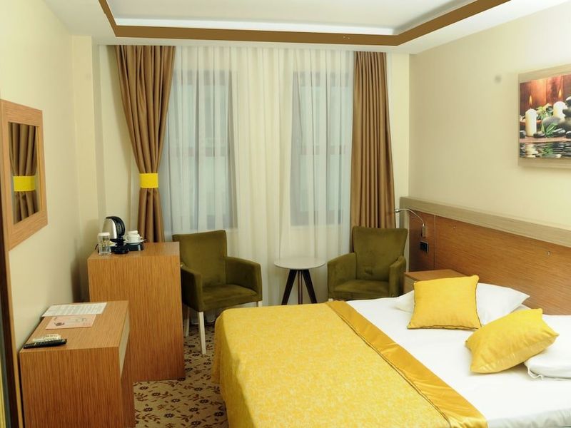 Hotel Photo 1