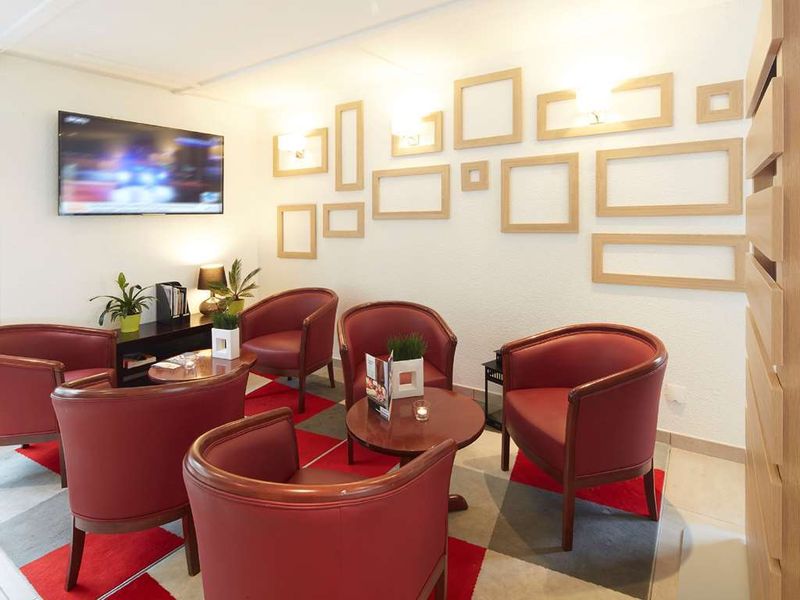 Hotel Photo 8