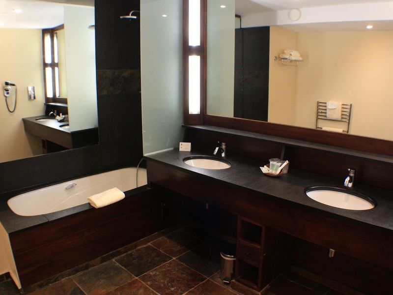 Hotel Photo 10