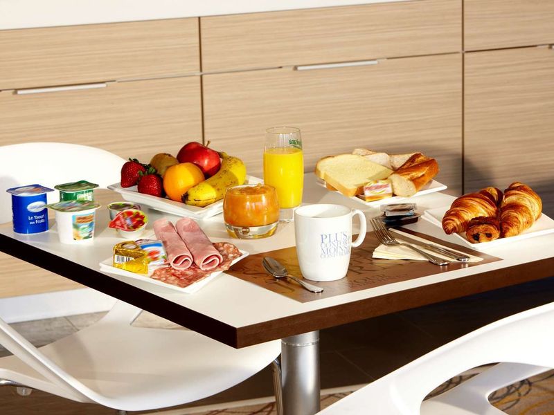 Hotel Photo 12