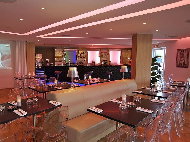 Hotel Photo 10