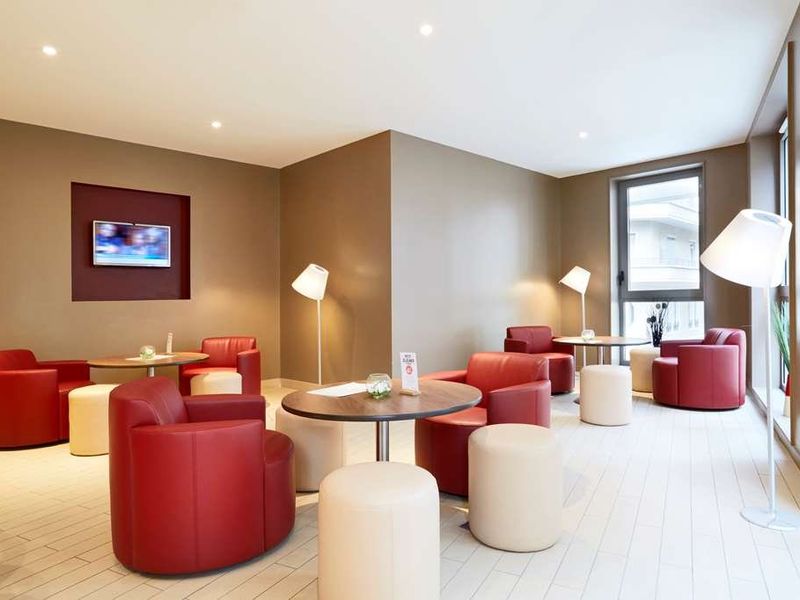 Hotel Photo 6