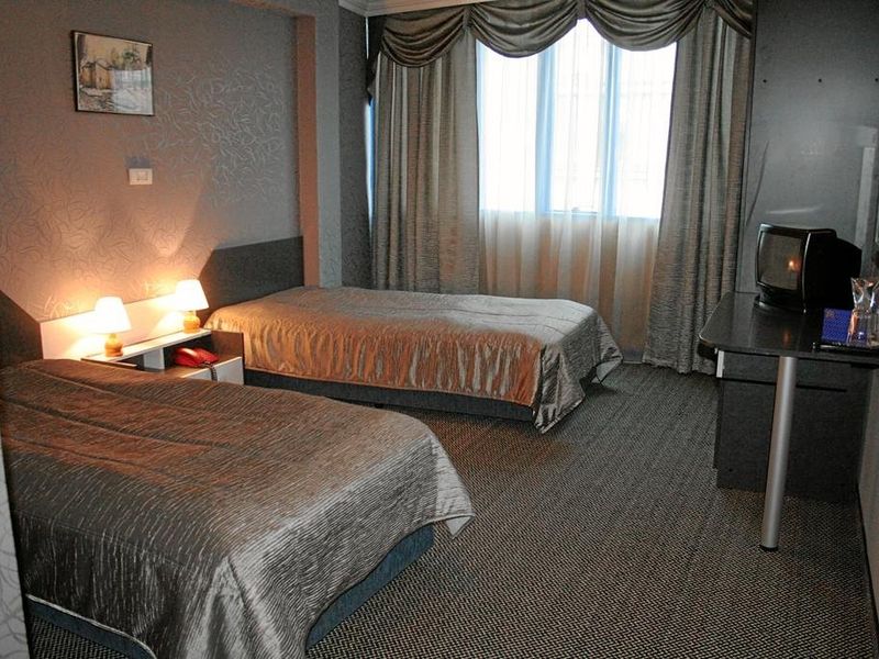 Hotel Photo 1