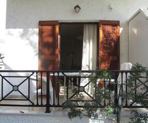 Elizabeth Rooms & Apartments Paleochora Greece