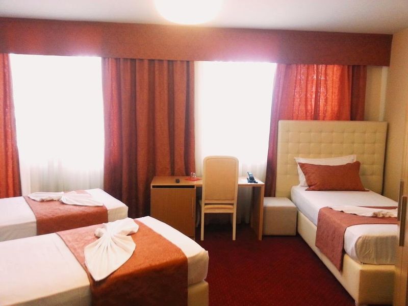 Hotel Photo 10
