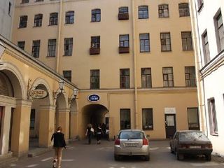 Бакст Хостел на Большой Конюшенной