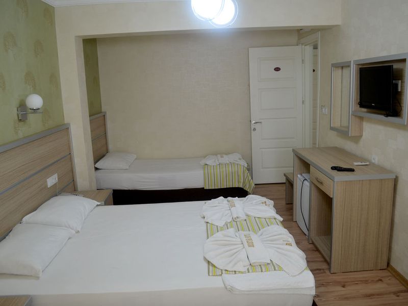 Hotel Photo 9