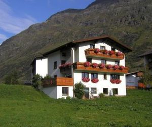 Apart Christine Galtuer Austria