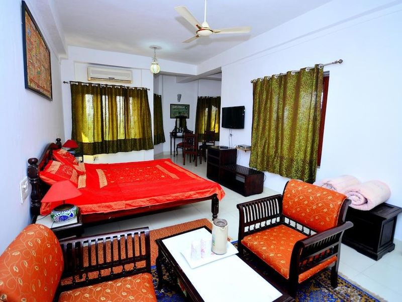 Hotel Photo 1