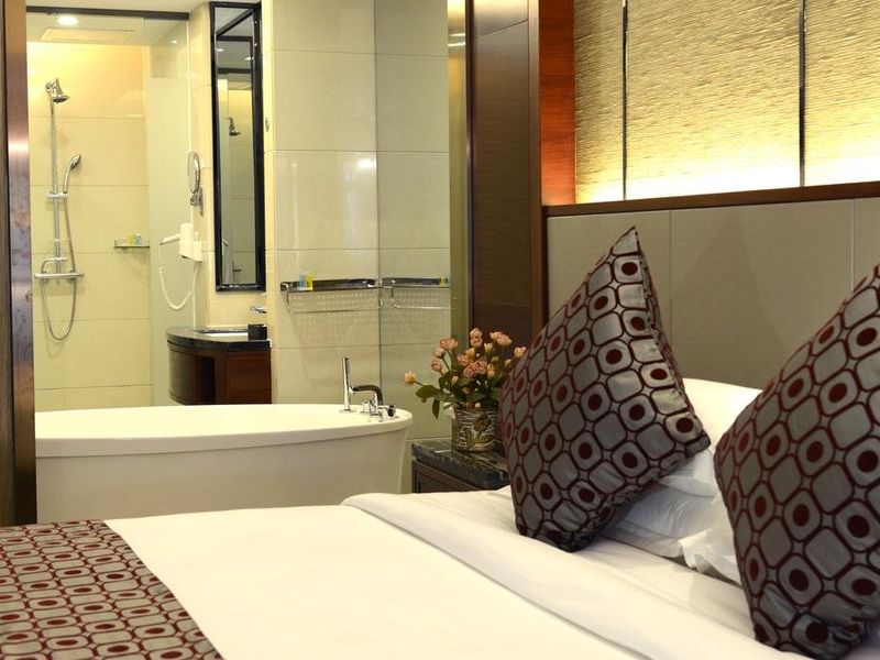 Hotel Photo 8