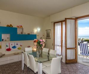 Apartment Goofy Lido Di Camaiore Italy