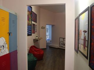 Дворик Ангела (Angel Court Yard)