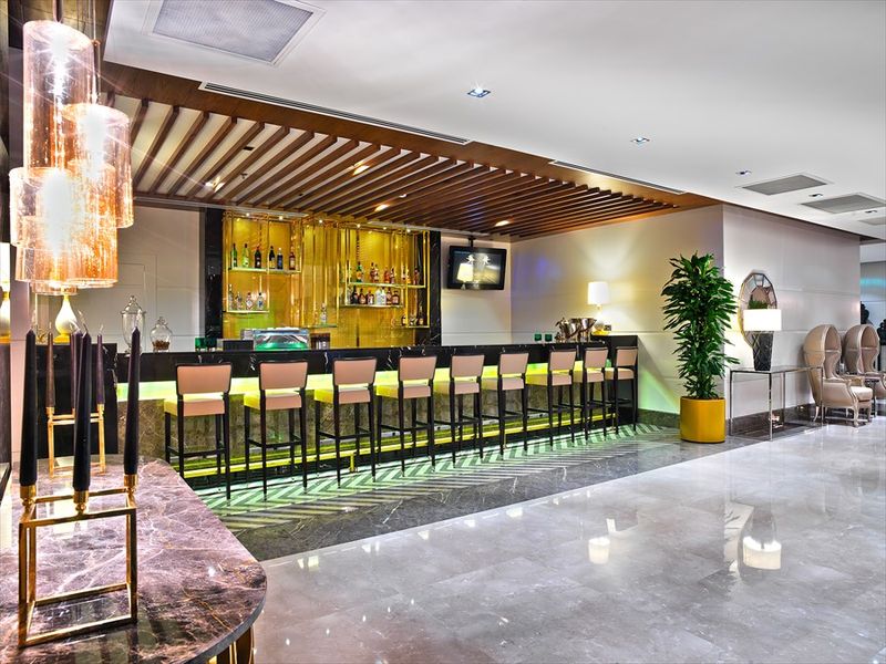 Hotel Photo 12