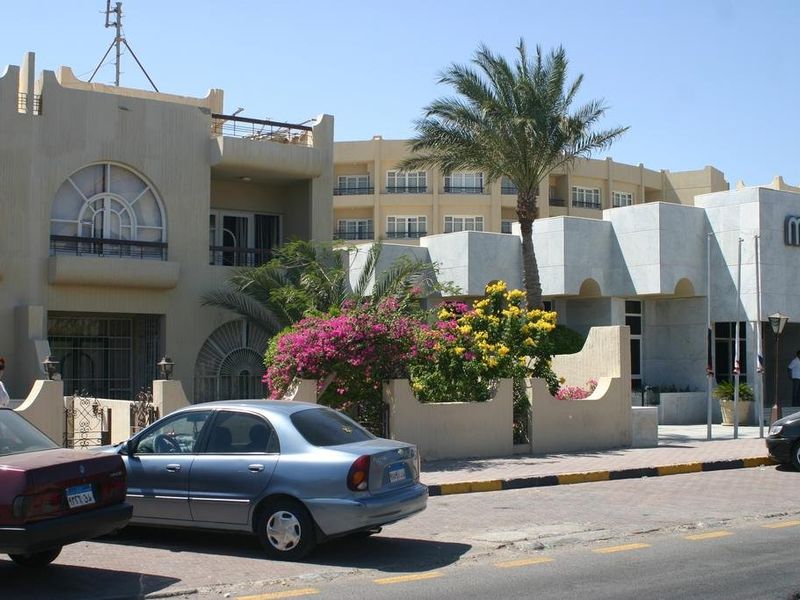 Hotel Photo 1