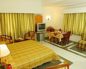Hotel Claresta Hosur India