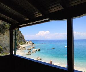 Fetsis Apartments Agios Nikitas Greece