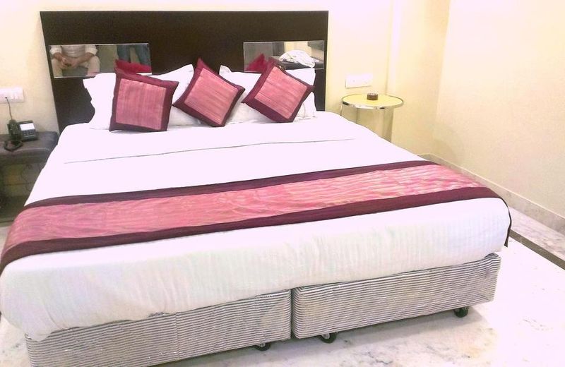 Hotel Raj Villa New Delhi Railway station