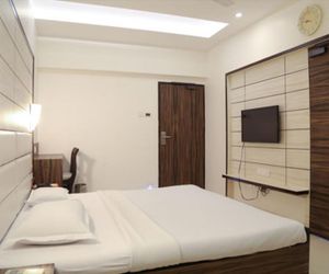 Hotel Golden Plaza Surat India