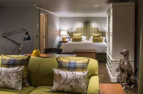 The Lygon Arms – an Iconic Luxury Hotel