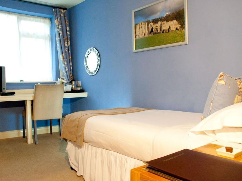Hotel Photo 6